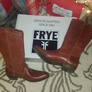 Frye Rider Pull On Boots NWT